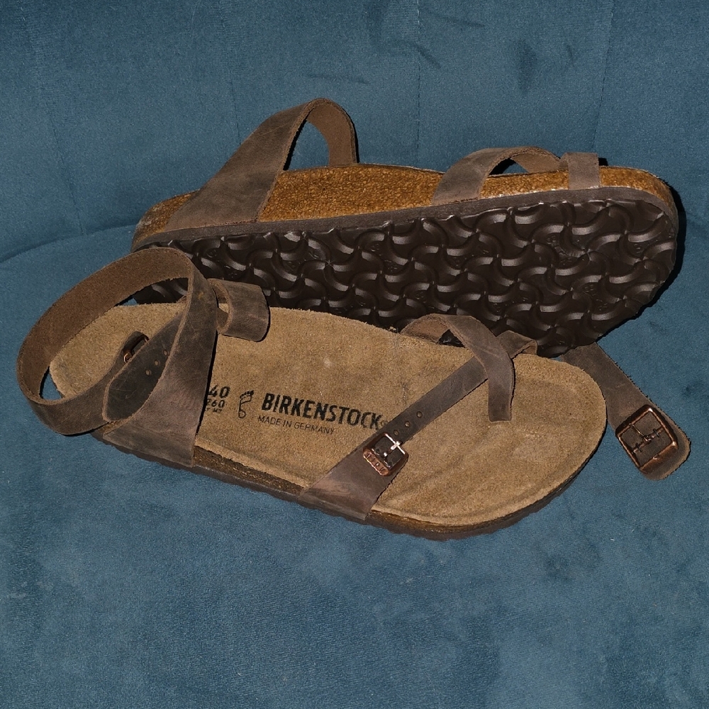 Birkenstock Yara Oiled Leather - Size 40